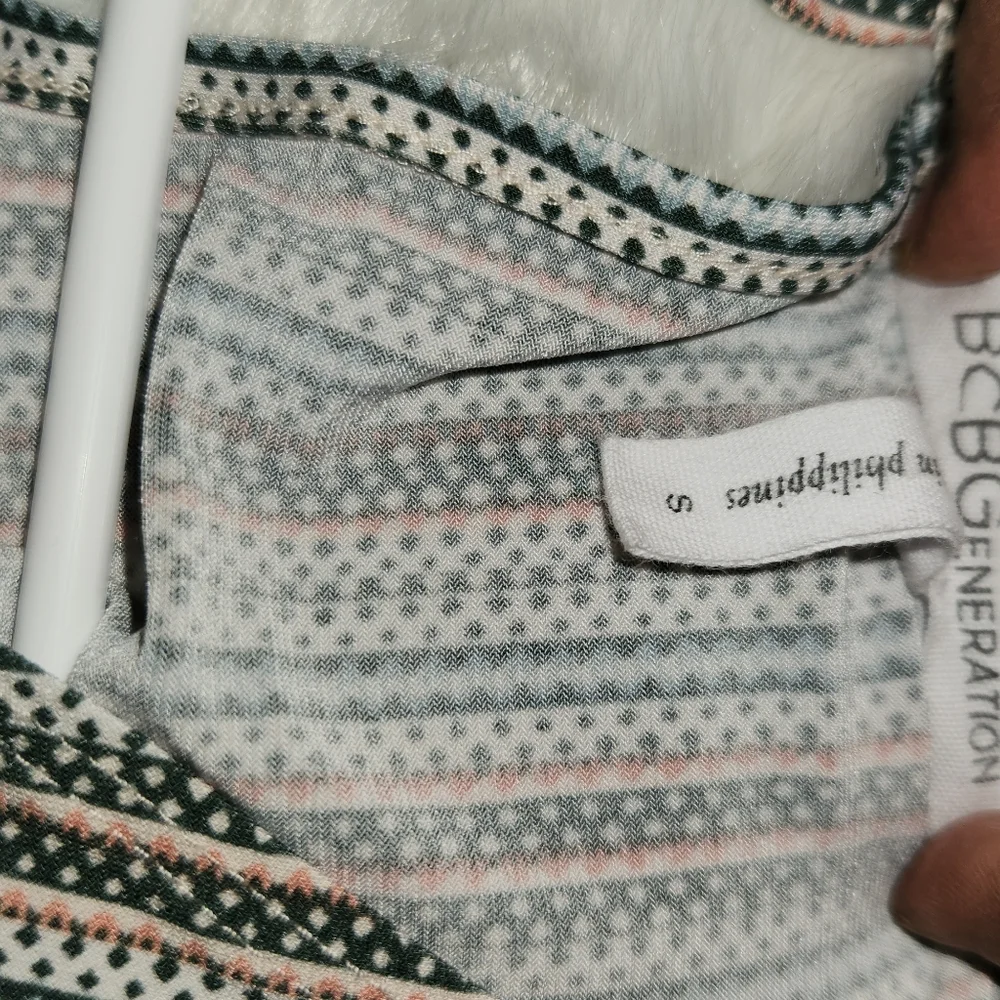 BCBGeneration ROMPER - Picture 4 of 4